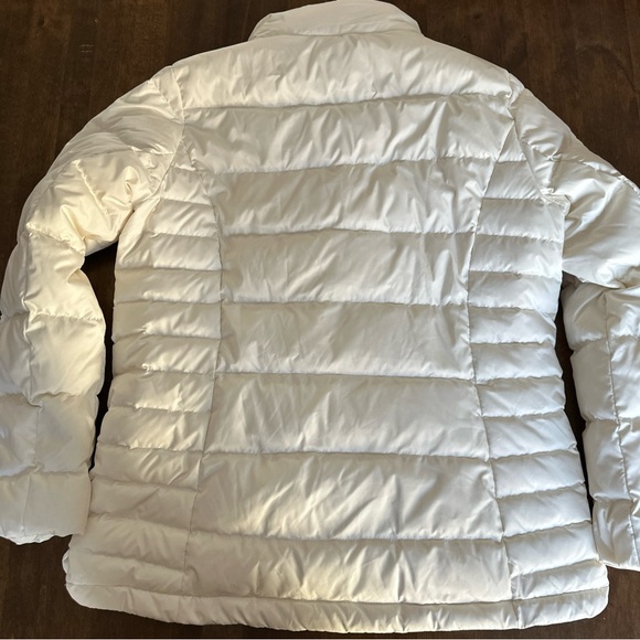 Lands End Womens M (10-12) Cream Puffer 80% Down Jacket Coat Zip Outdoor - Picture 6 of 7